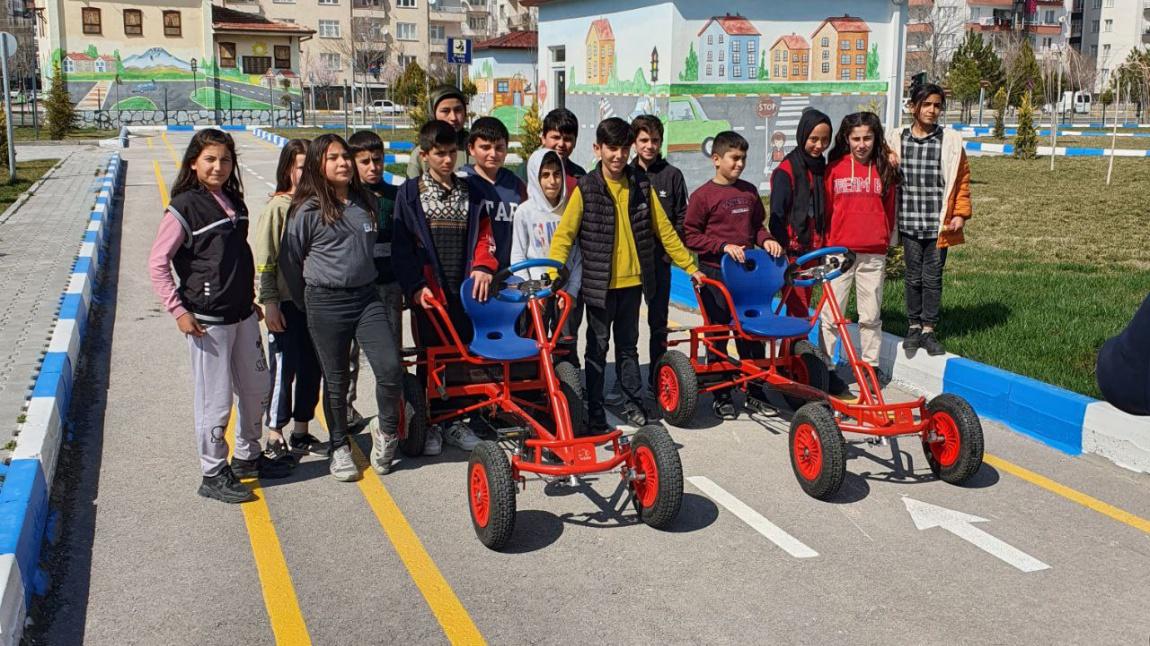 Okulumuz 6-A sınıfı öğrencileri Aksaray Trafik Eğitim Parkında